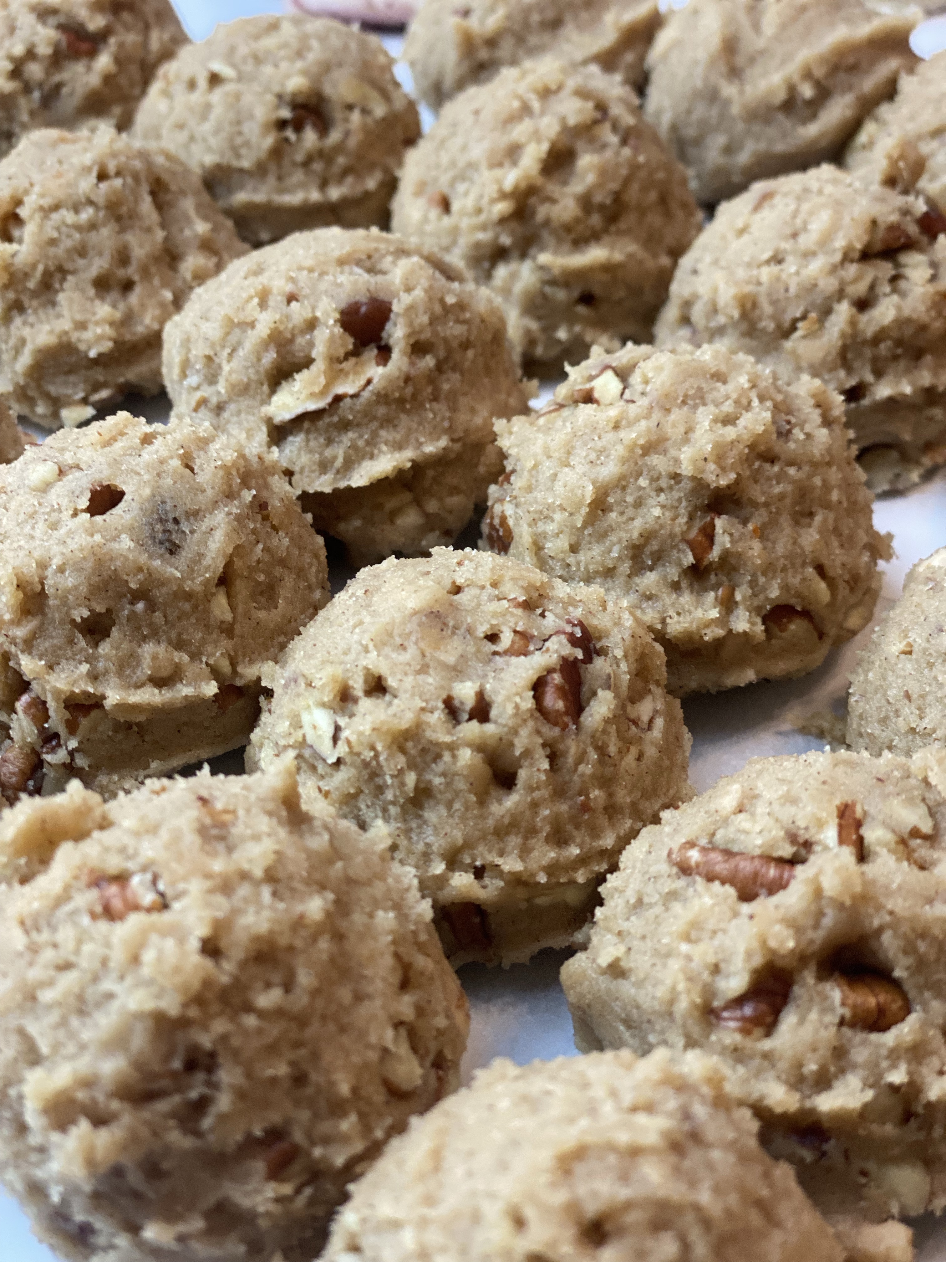 BUTTER PECAN - 32oz container makes 21 cookies