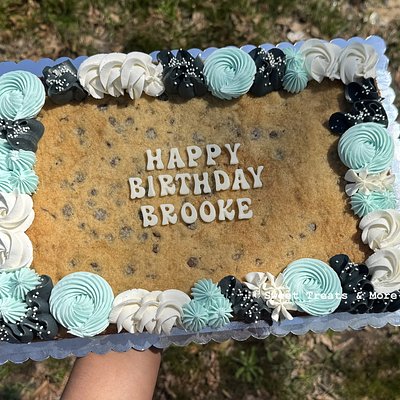 Medium Rectangle Cookie Cake - Quarter Sheet