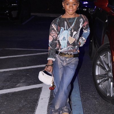 Kids off- shoulder Tapestry hoodie 