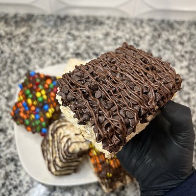 Giant Mini Chocolate Chip Gourment Rice Krispy Treat (Individual)
