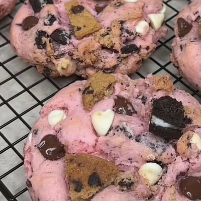Coquette Cookie Monster Cookies 