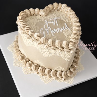 9inch 3 Layer Heart Cake 