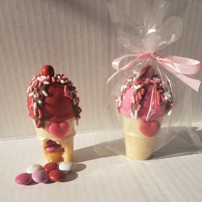 Kids Cake Pop Cones 