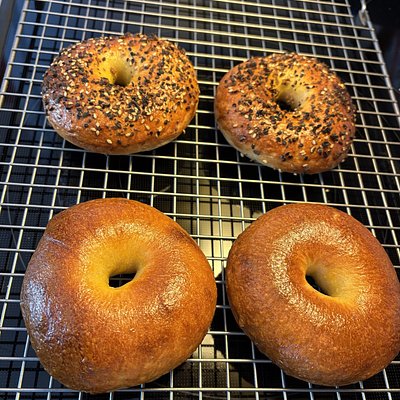 2 Bagels - Flavor Of The Week