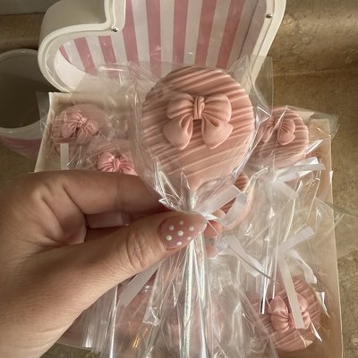 🧁 Cake Pops / Cakesicles