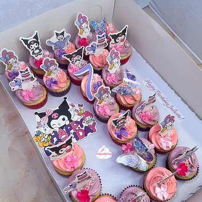 Pull Apart Custom Cupcakes 