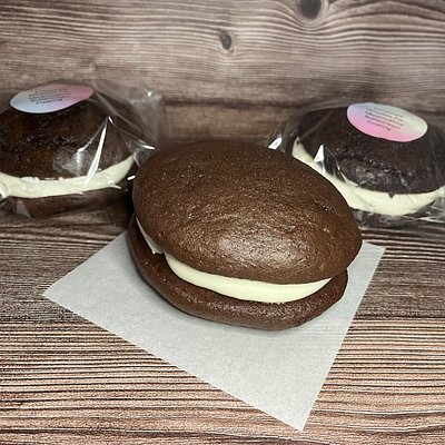 Dozen Regular Sized Chocolate Whoopie Pies With Marshmallow Buttercream 