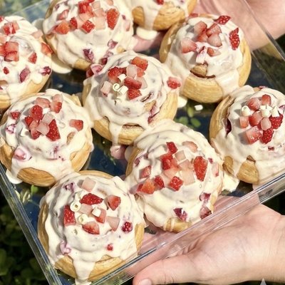 Strawberries & Cream