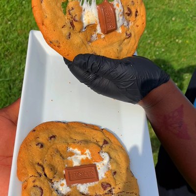 2 S’ᴍᴏʀᴇꜱ Cᴏᴏᴋɪᴇs 🤍🍫🍪 