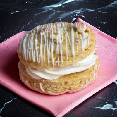 Banana Pudding Sandwich Cookies