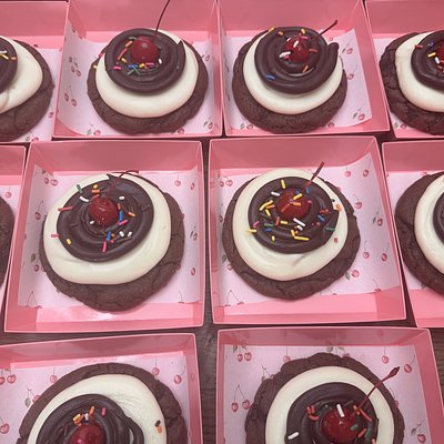 Hot Fudge Sundae Jumbo Cookie 
