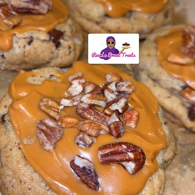 Cookies By The Dozen