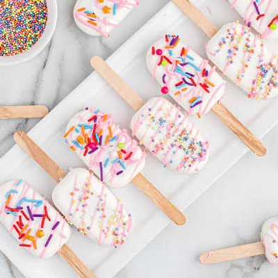 Cakesicles