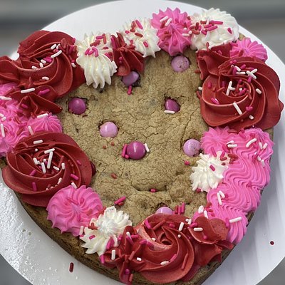 Heart Cookie Cake 
