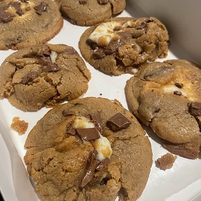 Cheesecake Stuffed Cookie Butter Toffee Chip Cookies