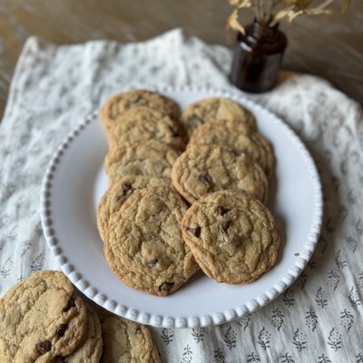 Dozen Sourdough Chocolate Chip Cookies 