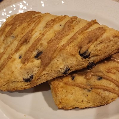 Sourdough Chocolate Chip Scones With Brown Butter Drizzle - 4 Count 
