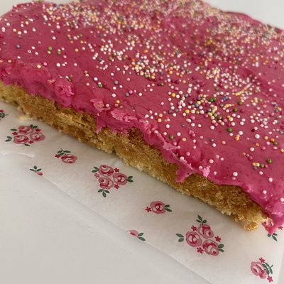 Pink Sprinkle Cake 