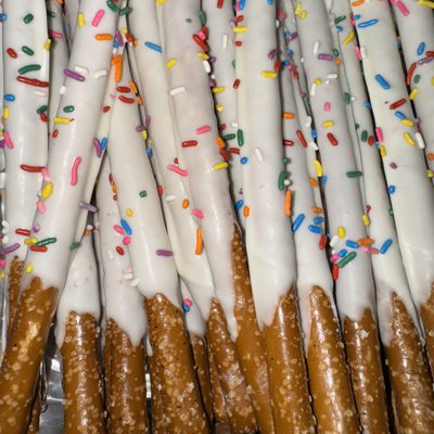 Chocolate Covered Pretzels 