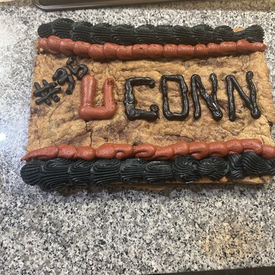Half Cookie Cake 