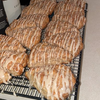 Scones- Cinnamon Maple (8)