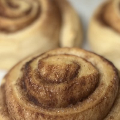 JUMBO Cinnamon Rolls - 6ct