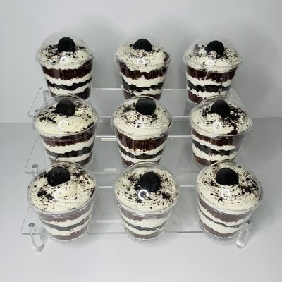 Dozen Cake In A Cup Cookies N Cream