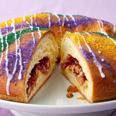 King Cake With Cream Cheese Filling 