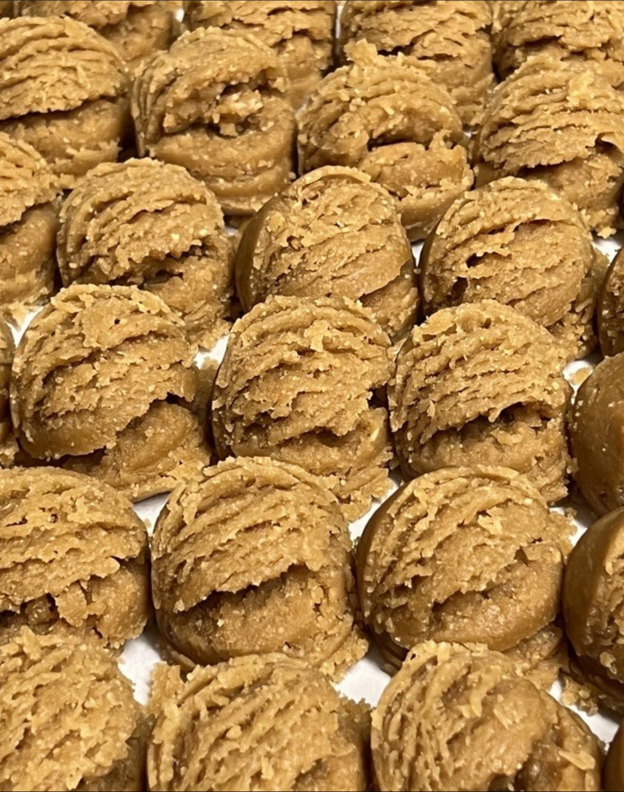 PEANUT BUTTER (gluten free) - 32oz container makes 21 cookies