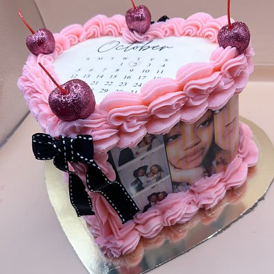 Calender Burn Heart Cake