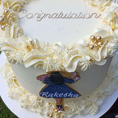 Graduation Cake Sale 🎂 🎓🎉