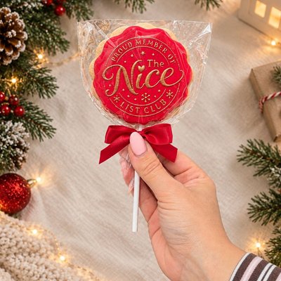 Christmas Biscuit Pops