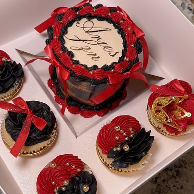 Bento Box (5 Cupcakes) 