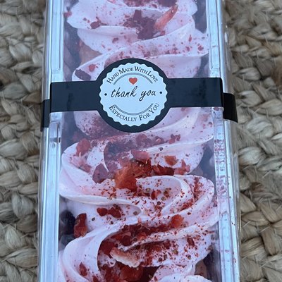 Strawberry Mini Loaf Cake 6-Pack