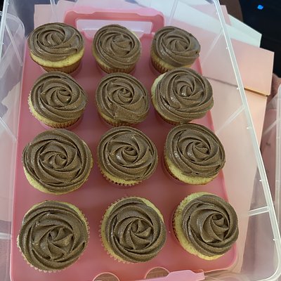 Yellow Cake (chocolate Icing)