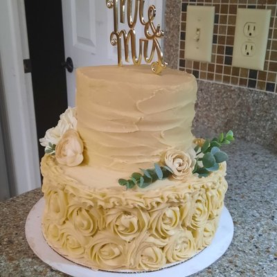 2 Tier Cake