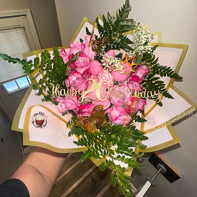 Large Strawberry Bouquet 