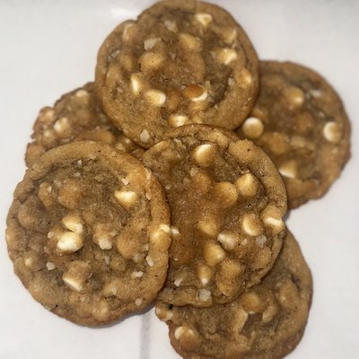 White Chocolate Macadamia 