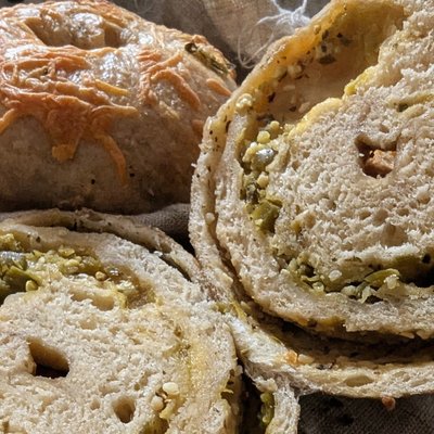 Jalapeno Cheddar Sourdough Bagels