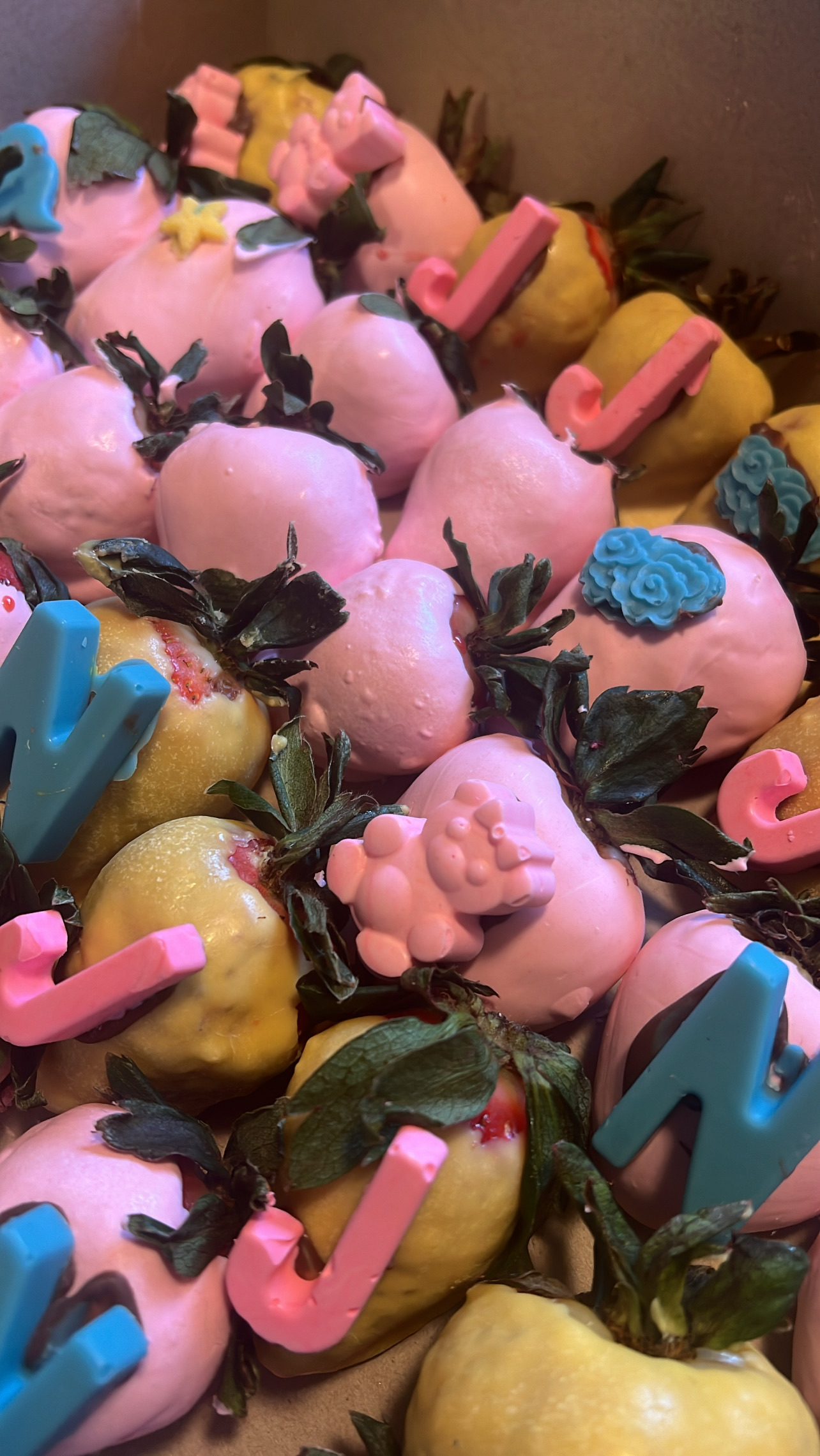 1 Dozen Customized Chocolate Covered Strawberries