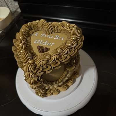 6 Inch Heart Cake