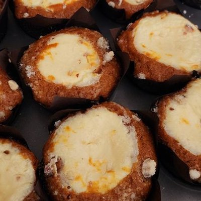 Panecitos De Calavaza Con Queso Crema / Pumpkin Cream Cheese Muffins 