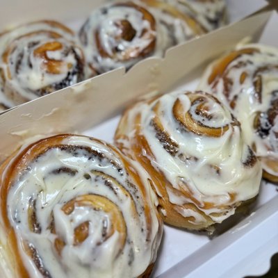 Cinnamon Roll with Cream Cheese Frosting