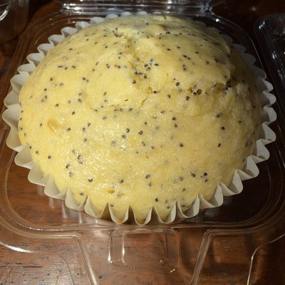Lemon Poppy Seed Muffin 