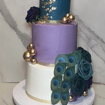 3 Tier - 4inch Top, 6inch Middle, 8inch Bottom (70+ Servings)