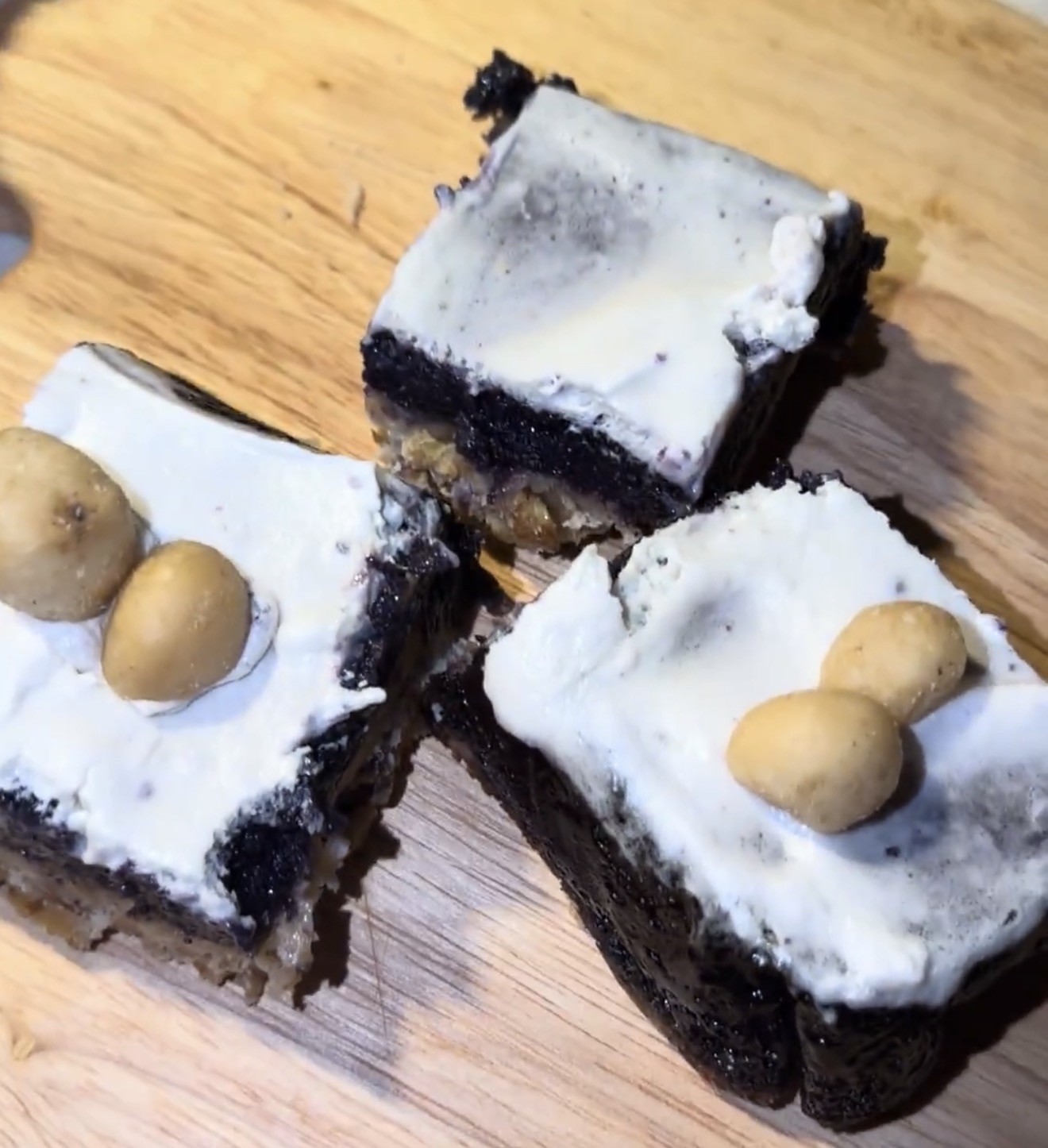 UBE CRUNCH