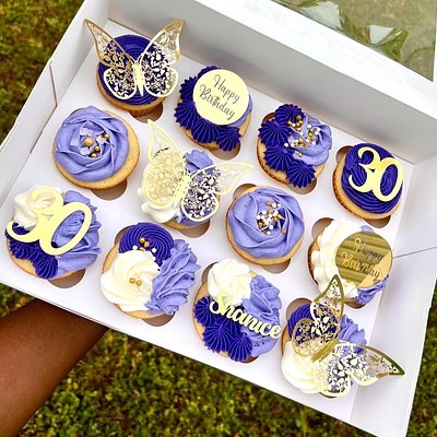 Custom Cupcakes 