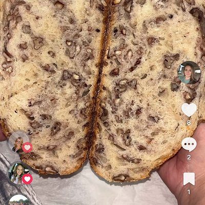 Maple Pecan Sourdough 🍁 
