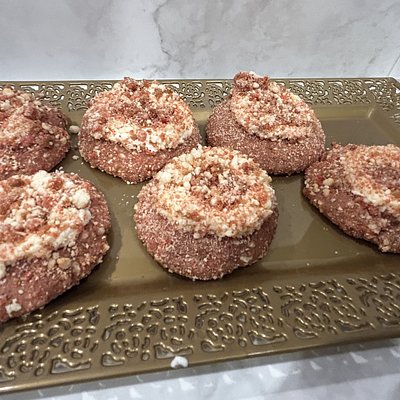Strawberry Crunch Cookie