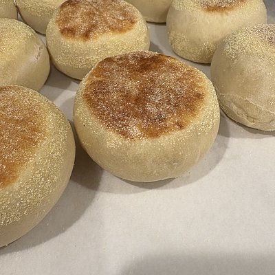 Sourdough English Muffins (4)